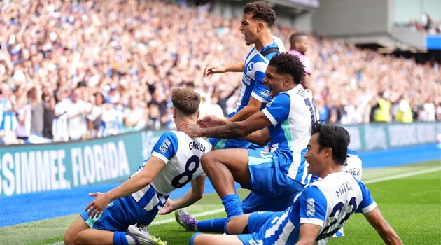 Victorie obținută pe final de Brighton în meciul cu Manchester City, 2-1