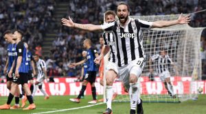Gonzalo Higuain a marcat golul decisiv al meciului Inter - Juventus 2-3