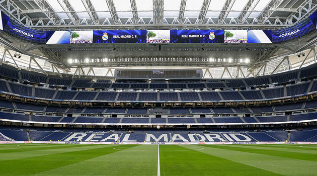 Vedere din interiorul stadionului Santiago Bernabeu, arena lui Real Madrid